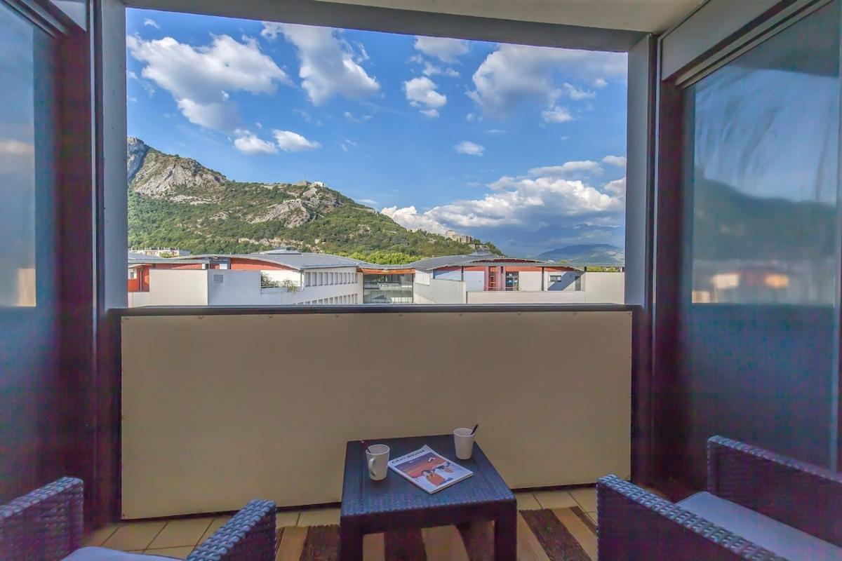 Апартаменты Standing Europole, Garage Prive, Calme, Netflix Гренобль Экстерьер фото